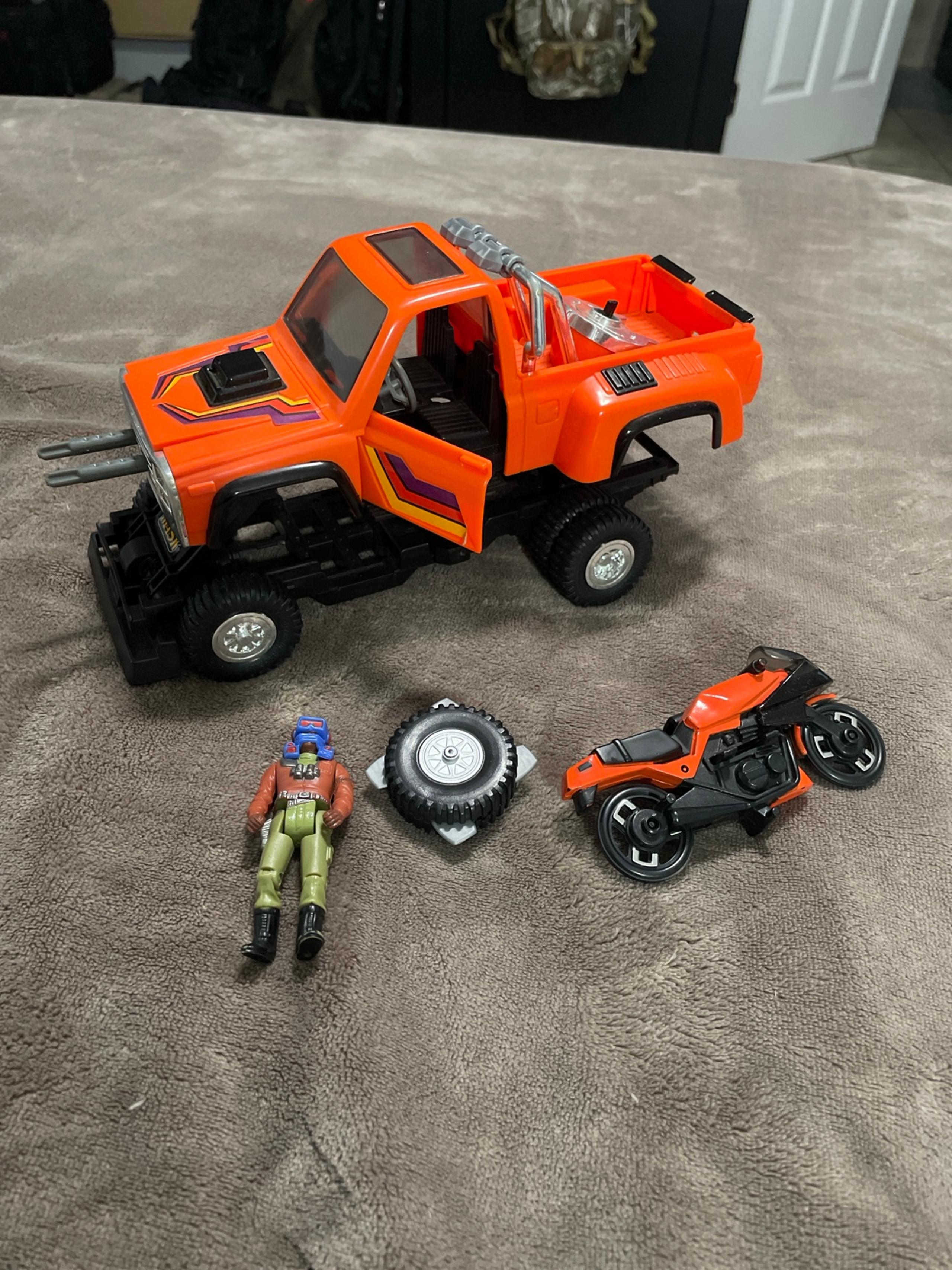 Kenner M.A.S.K truck