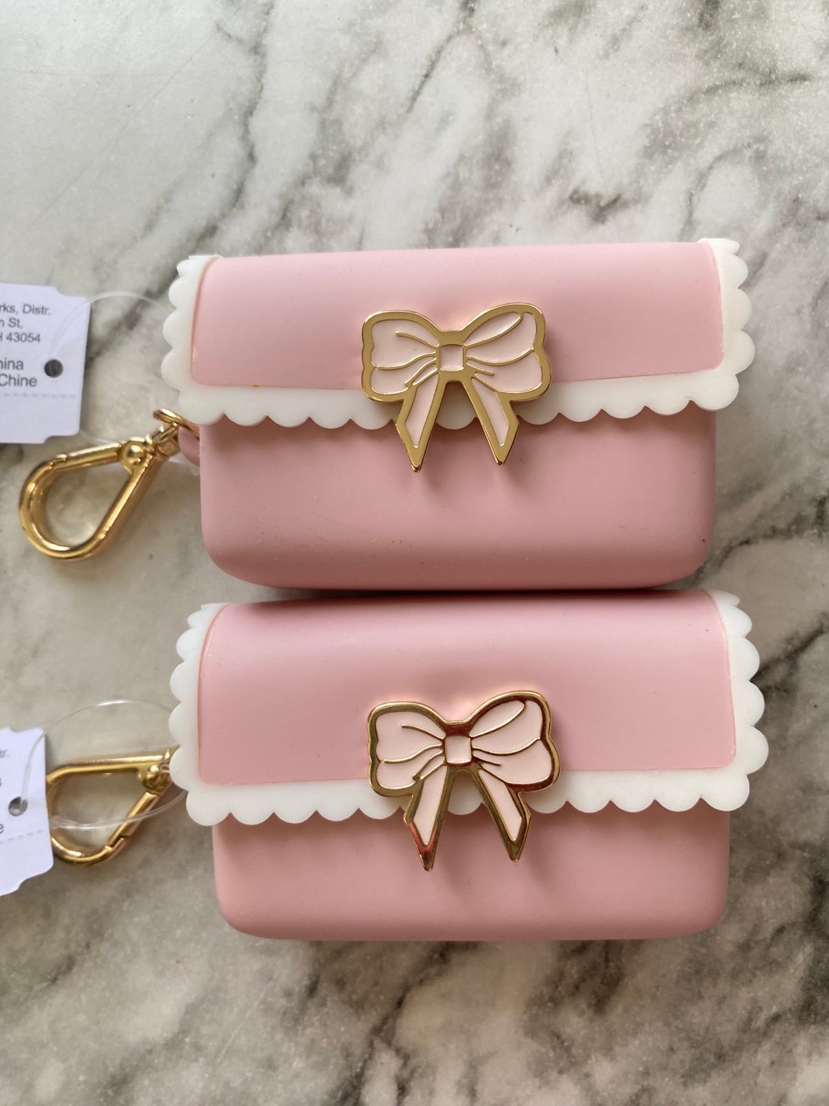 2 bow pocketbac holders