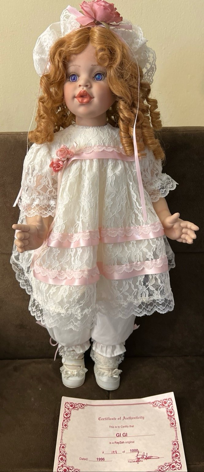 Vintage Fayzan Spanos Vinyl Doll LE #300/1000, 27 in, 1996