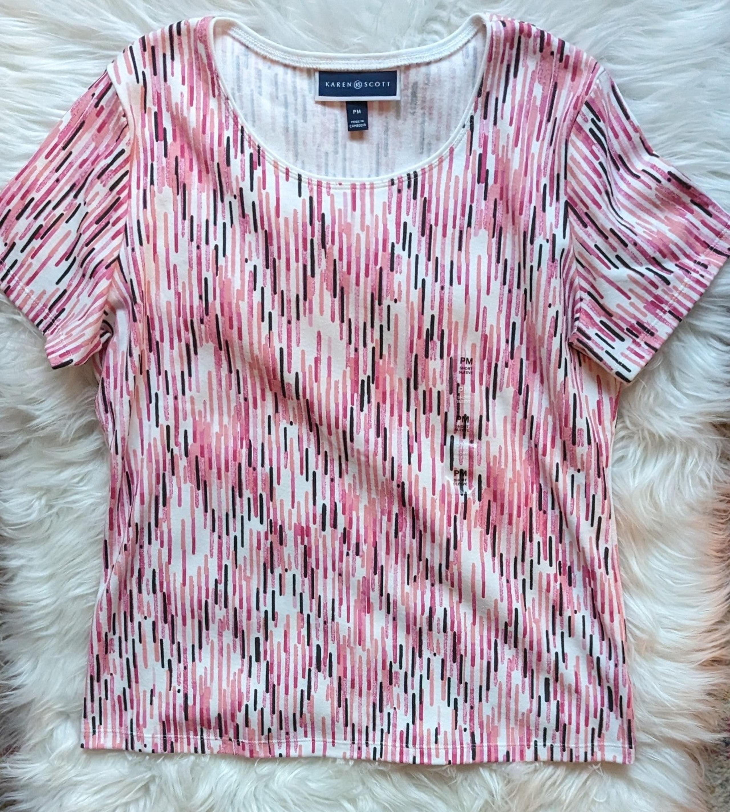 NWOT Karen Scott crew neck bright pink/peach/blk short vertical line pattern