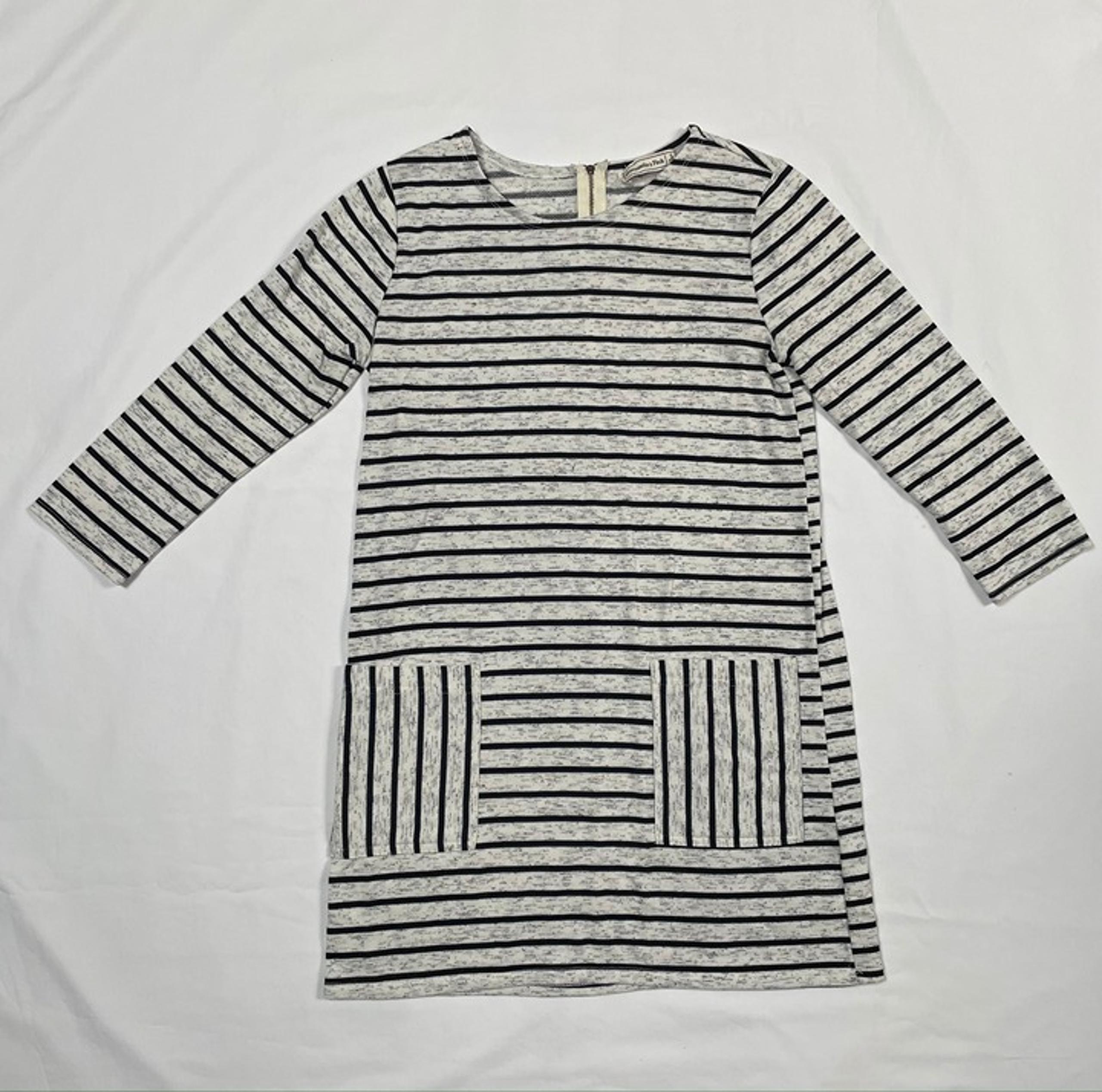 Abercrombie & Fitch Dress Women's Small Black White Striped Zipper A&F