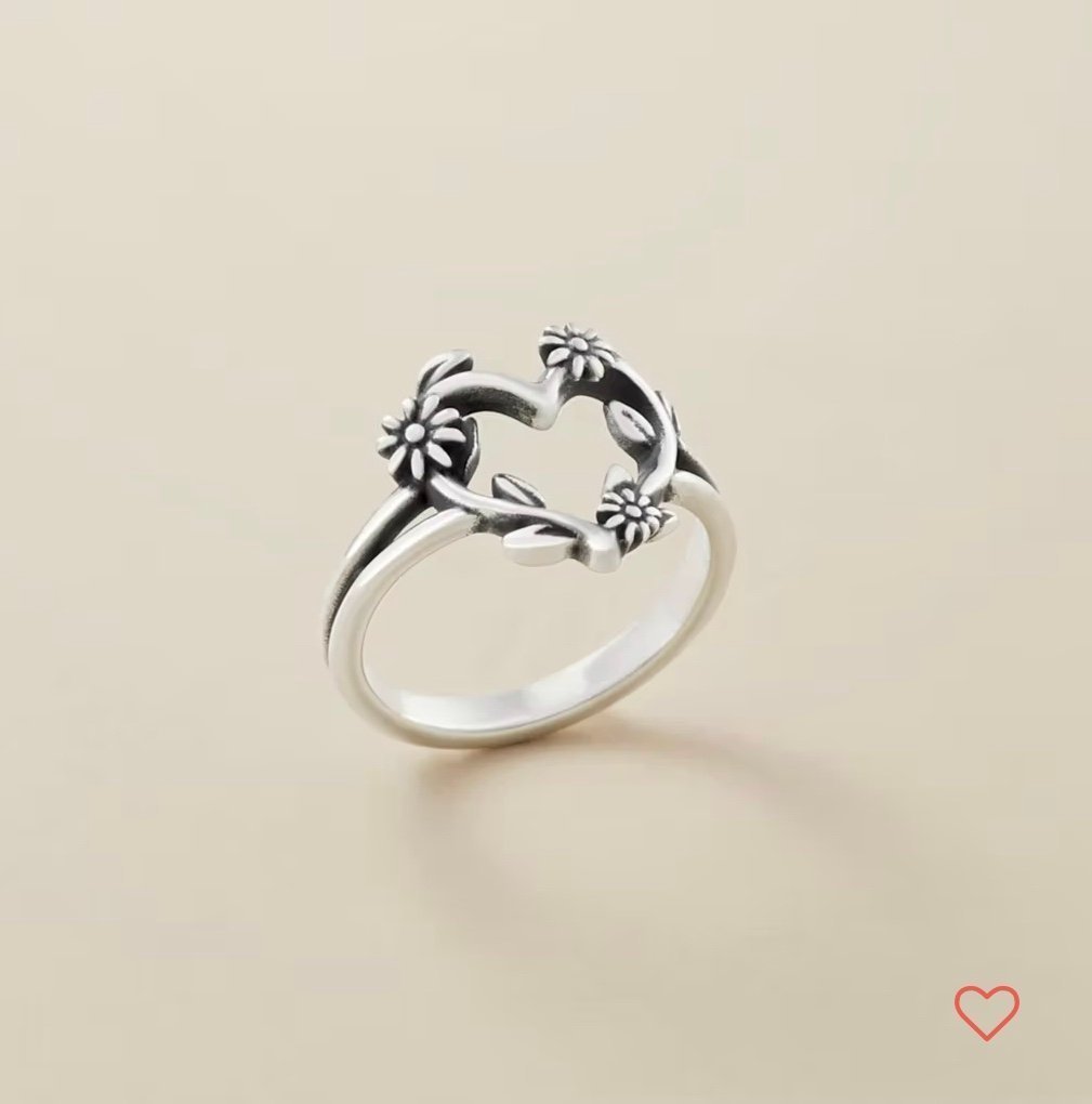 Flowering Vines Heart Ring Size 6 James Avery
