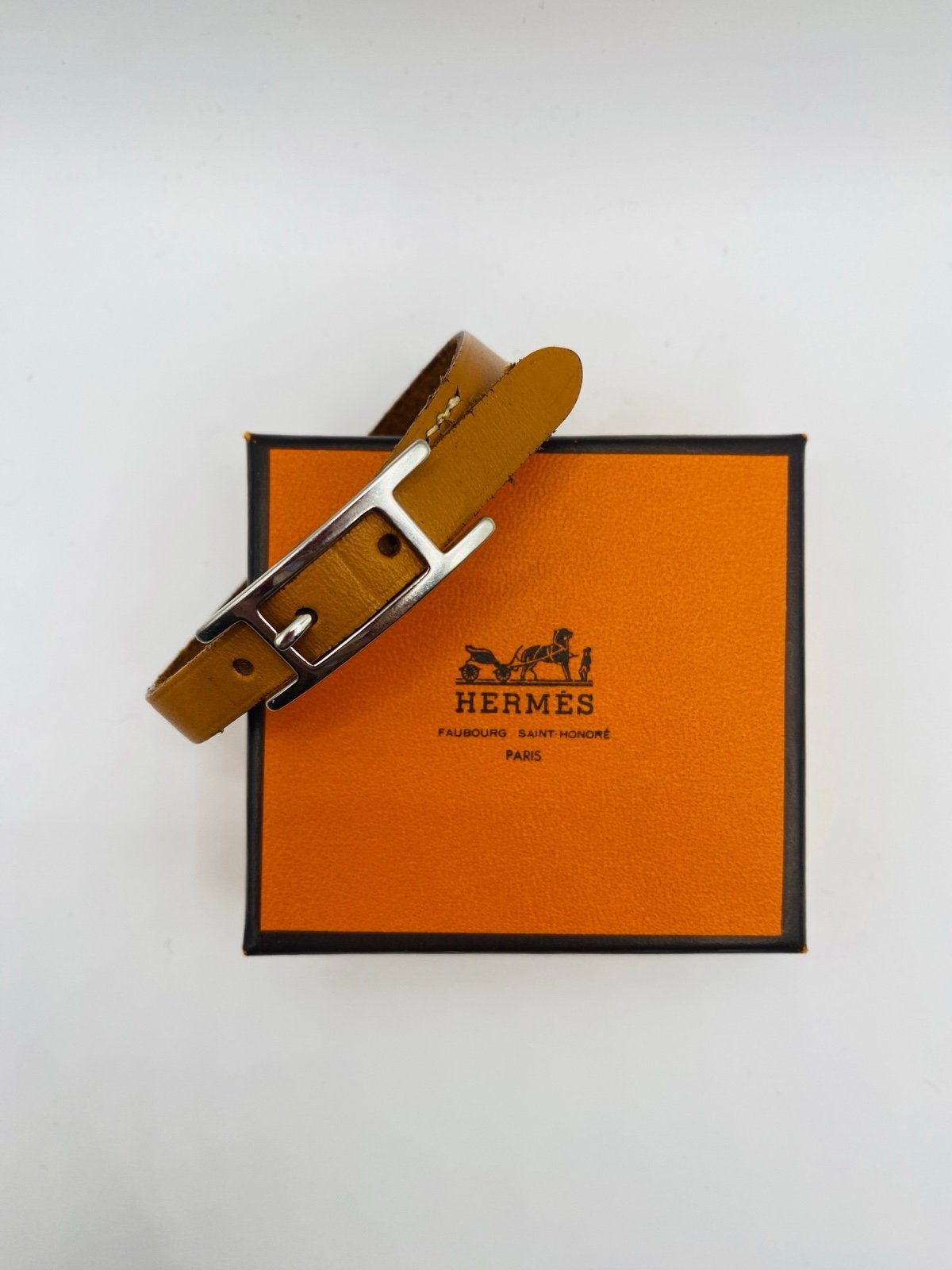 Authentic Hermes Api Bracelet with Box