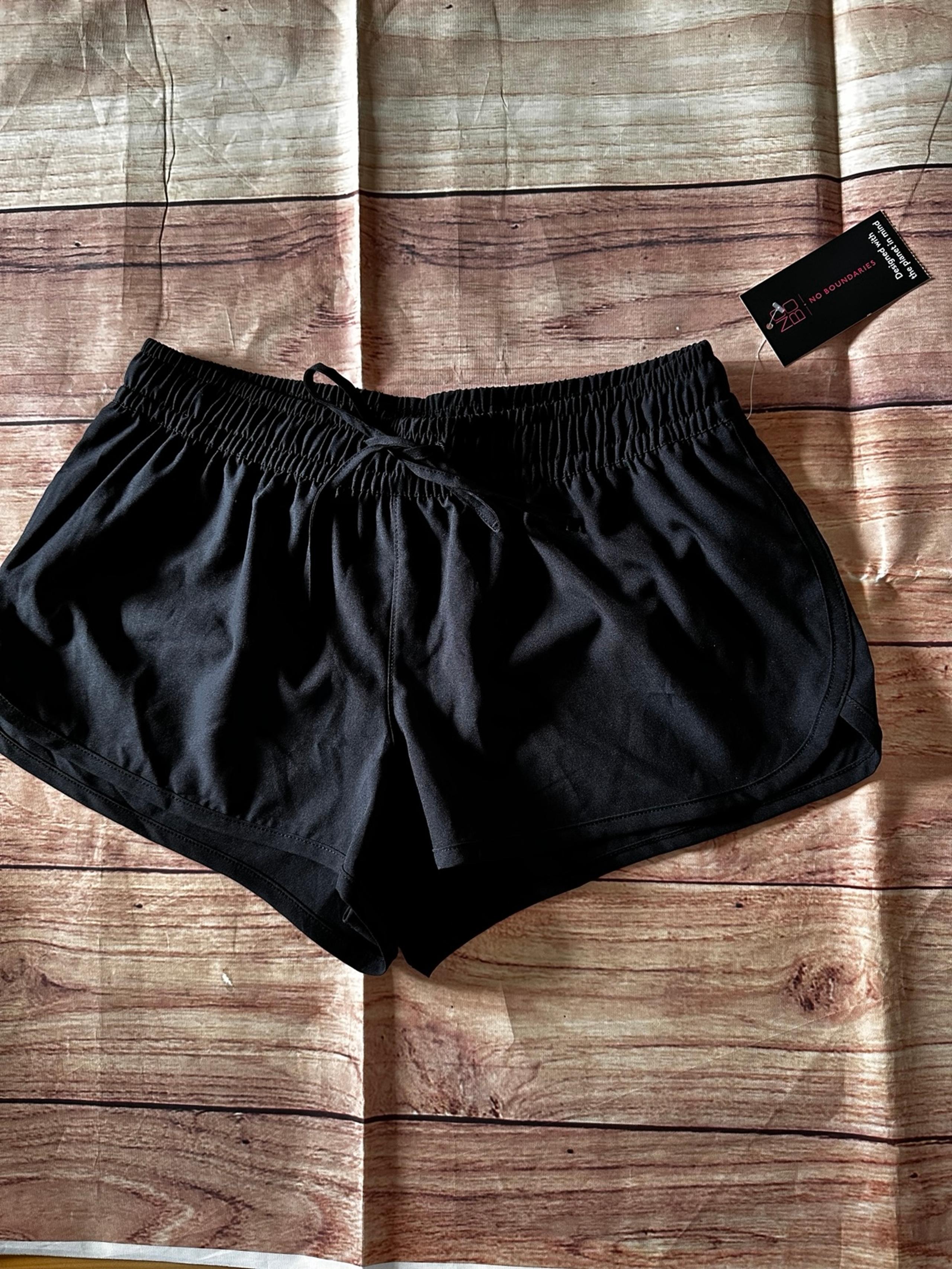 No Boundaries black Board shorts women size S (3-5)