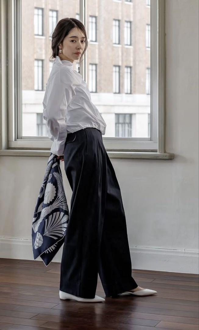 Dere's Lily/silk denim pants, brand new with tags.