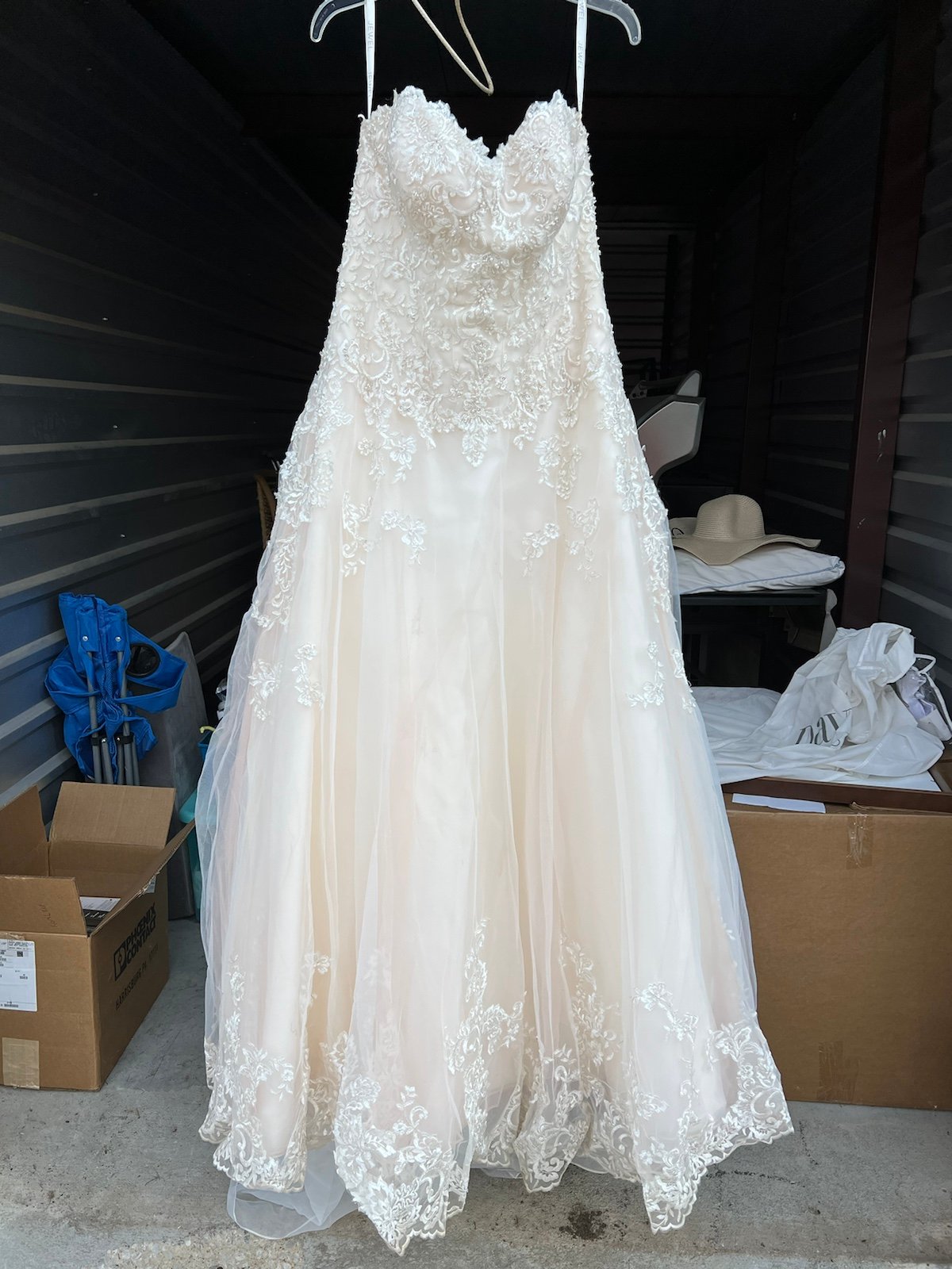 Wedding dress