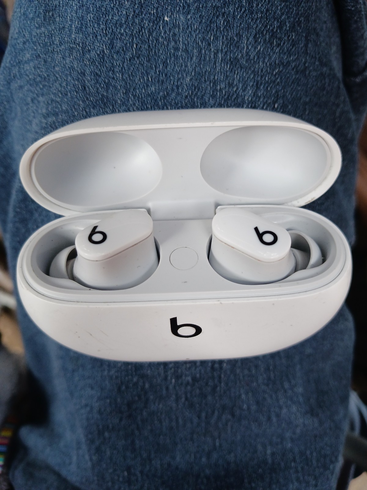 Beats by Dr. Dre Beats Studio Wireless in White