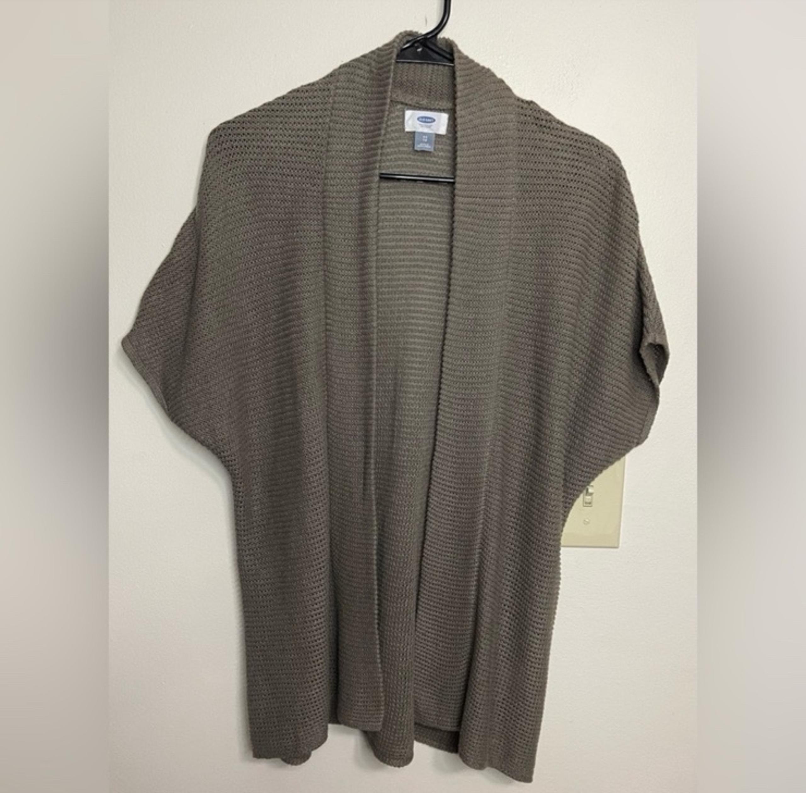 Old Navy Women’s Short Sleeve Open Front Knit Cardigan Sweater Size XS.