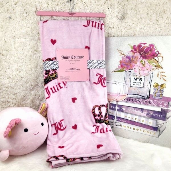 {Juicy Couture} Pink Logo Plush Throw Blanket