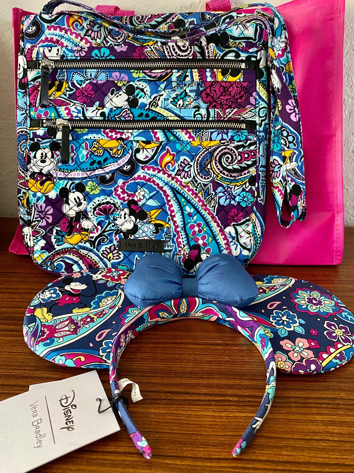 NWT Vera Bradley Disney Triple Zip Hipster and Ears shops Bundle