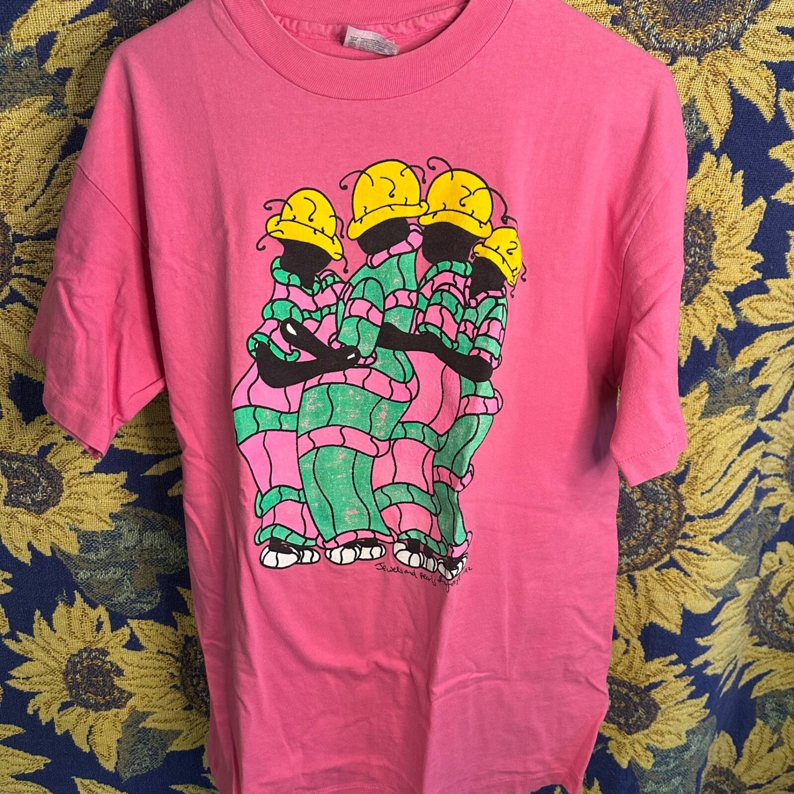 Vintage 1992 Brian Joseph Jewels and Pearls Art Tee USA Made Single Stitch Large