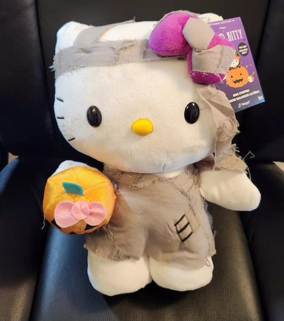Hello Kitty BUNDLE! ALL BRAND NEW WITH TAGS! PLEASE READ DESCRIPTION CAREFULLY!!