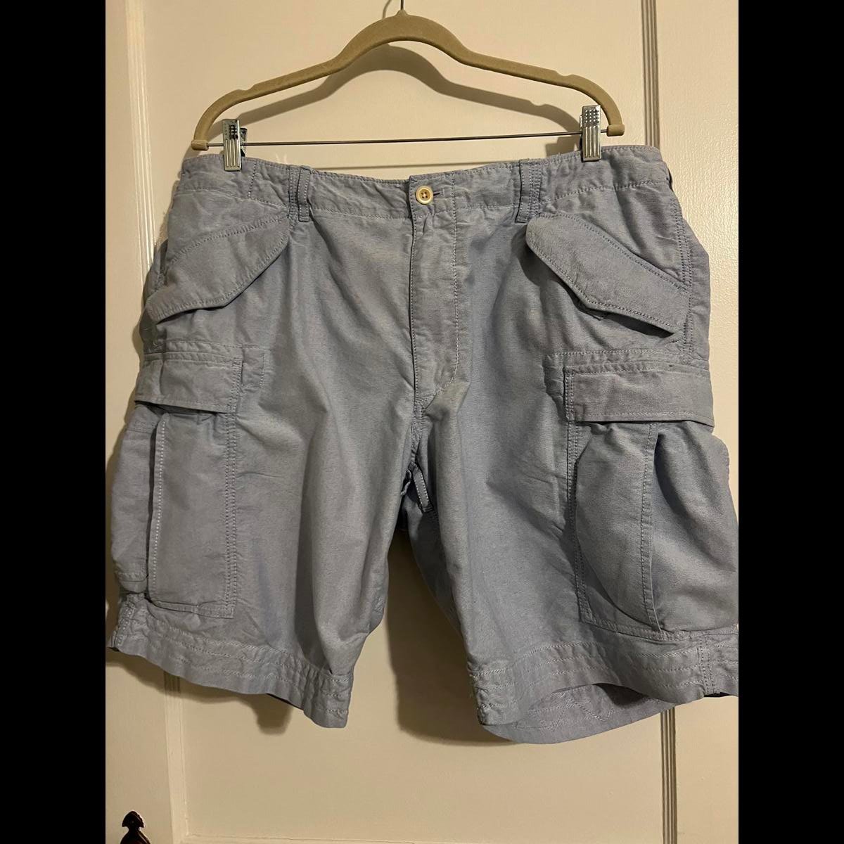 Polo Ralph Lauren Men's Lightweight Cargo Shorts - size 40