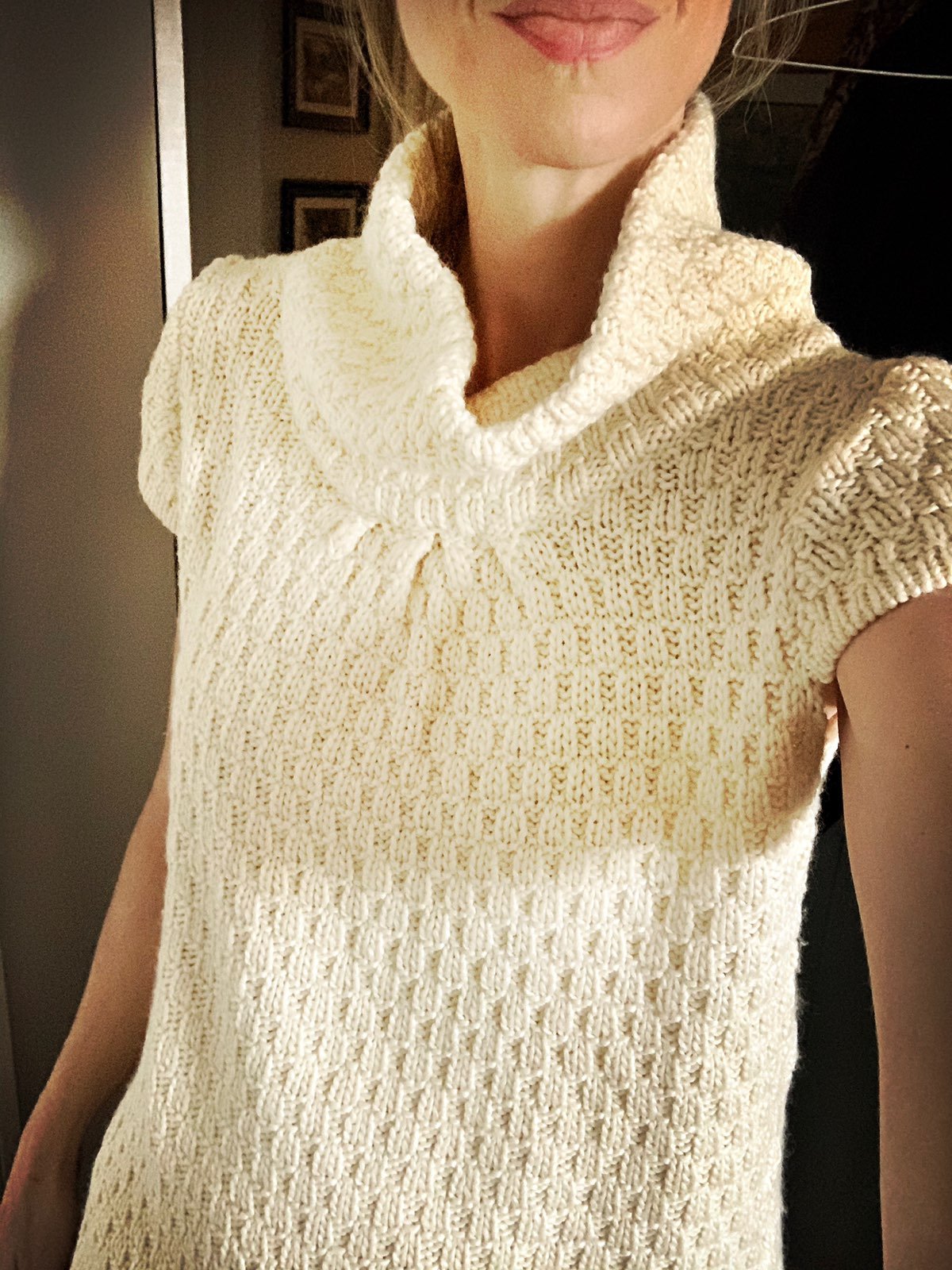 Design history cap sleeve dramatic neck