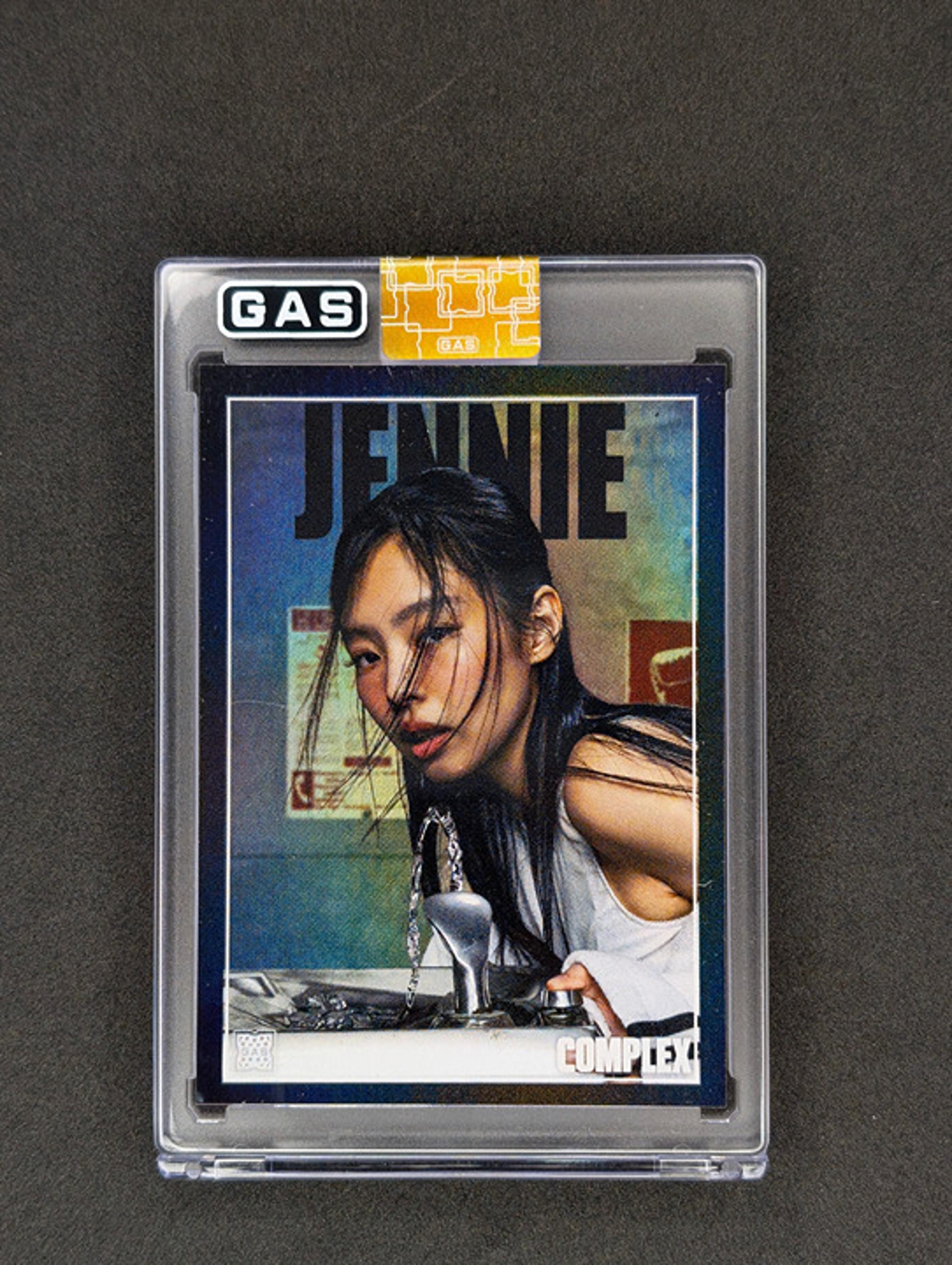 Jennie x Complex x GAS Black Parallel #127/200 + Base Card