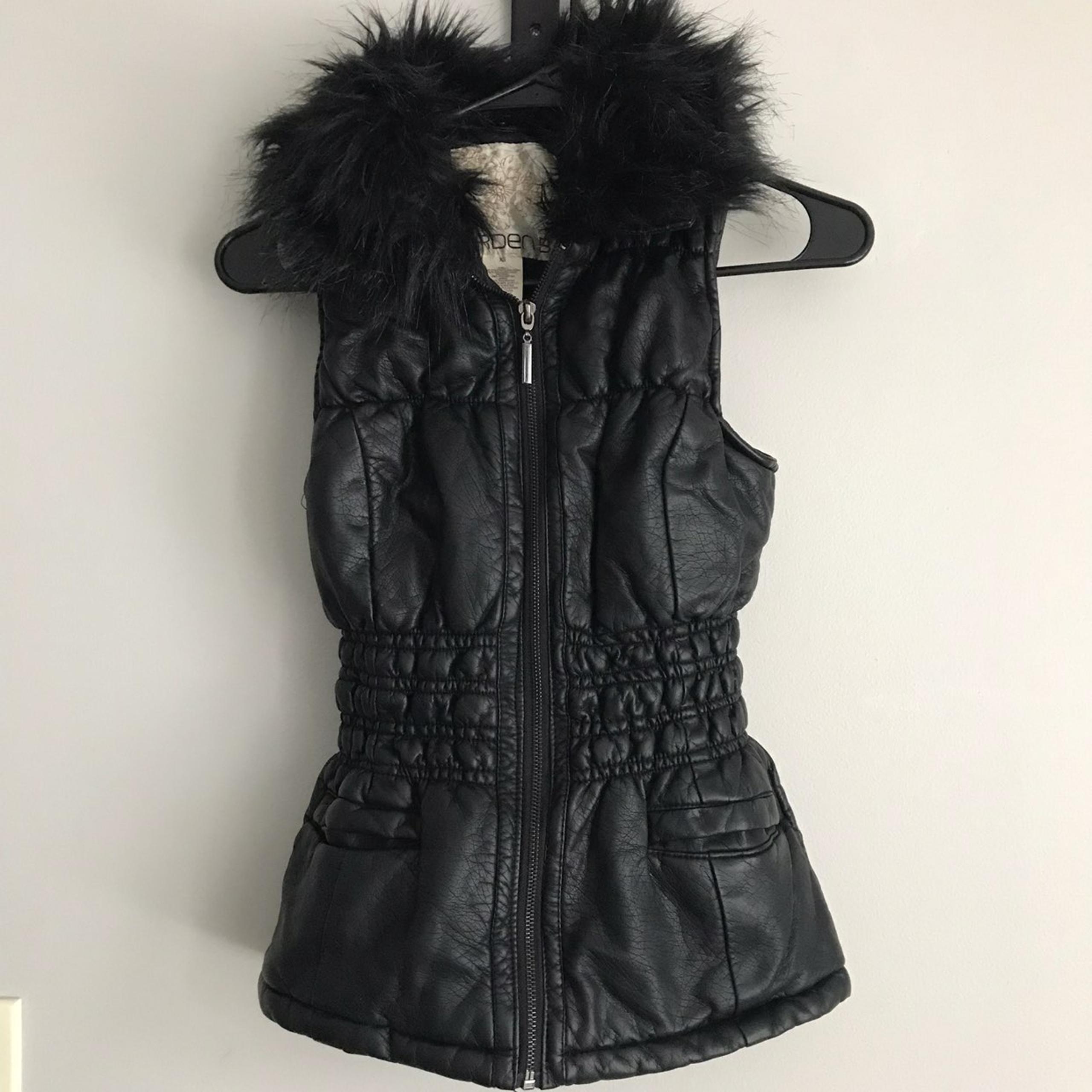 Women’s Faux Fur Vest