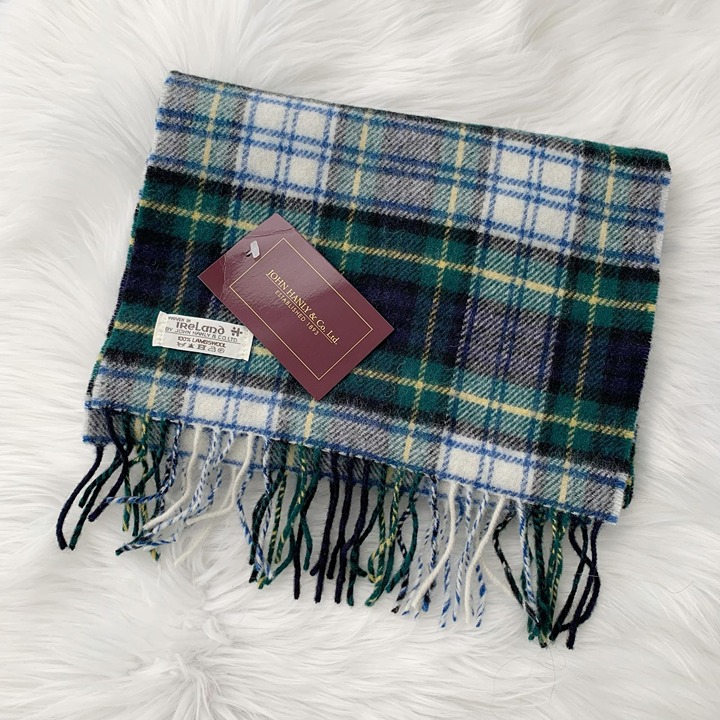 NWT John Hanly Ireland - Green plaid lambswool fringed scarf 100% Lambswool