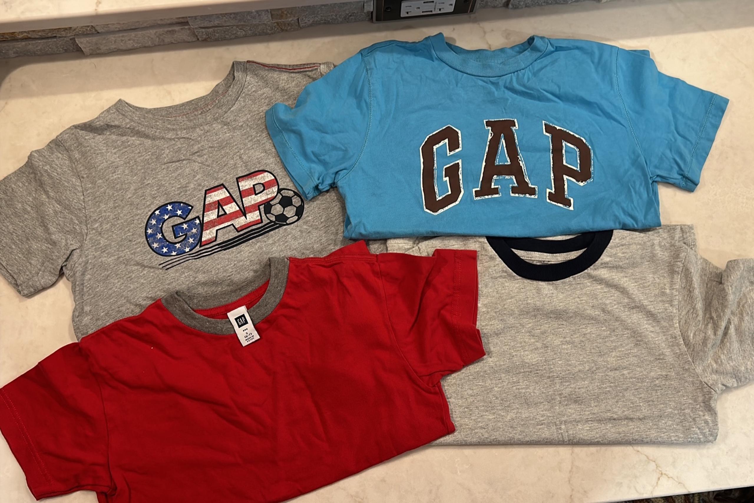 Gap boys tops - set of 4 - size small
