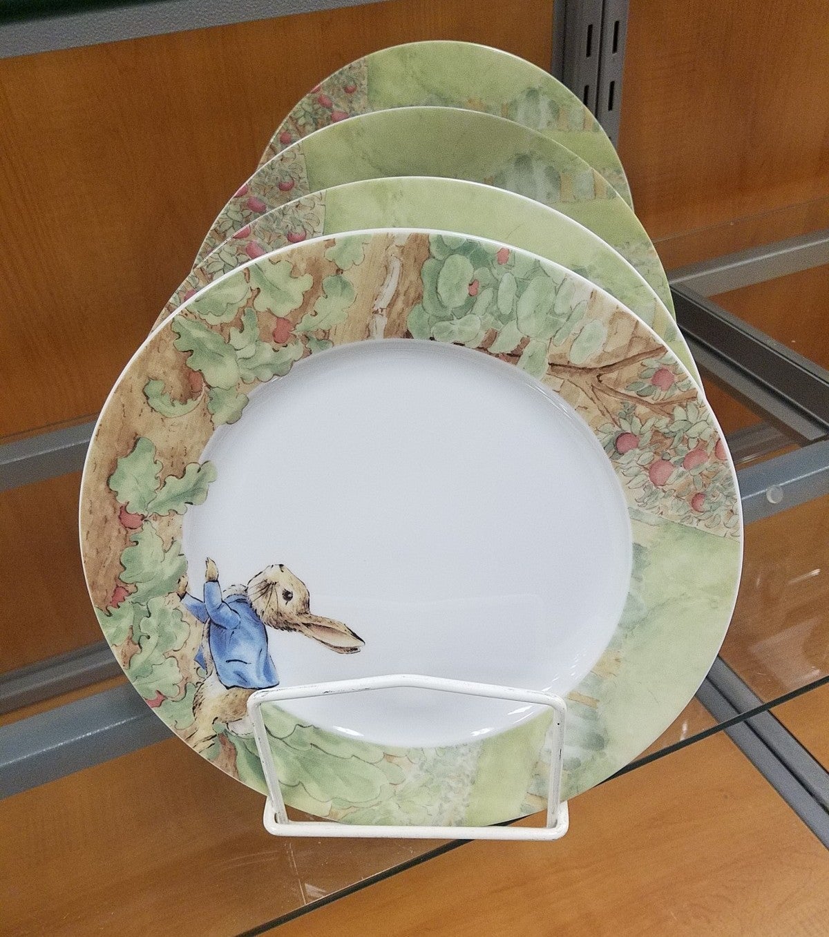 Beatrix Potter PETER Rabbit 4 Dinner Plates set. Spring. Summer. Easter