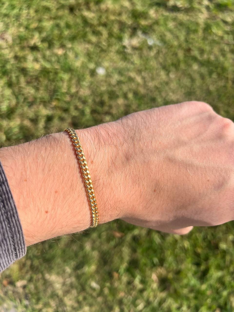 Brand New 10k yellow gold Cuban bracelet 8.5 bracelet 3mm wide