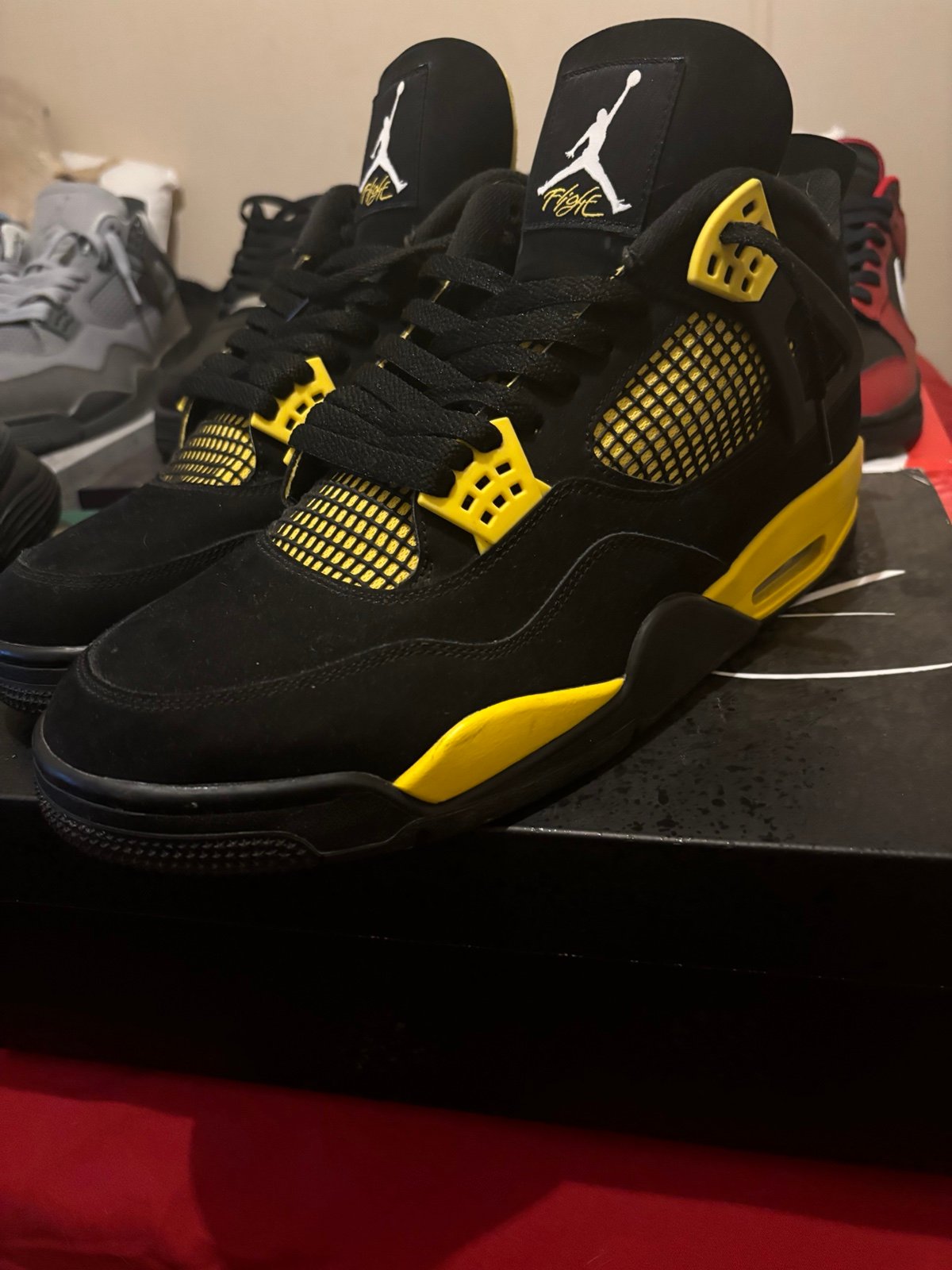 Jordan 4 Yellow Thunder