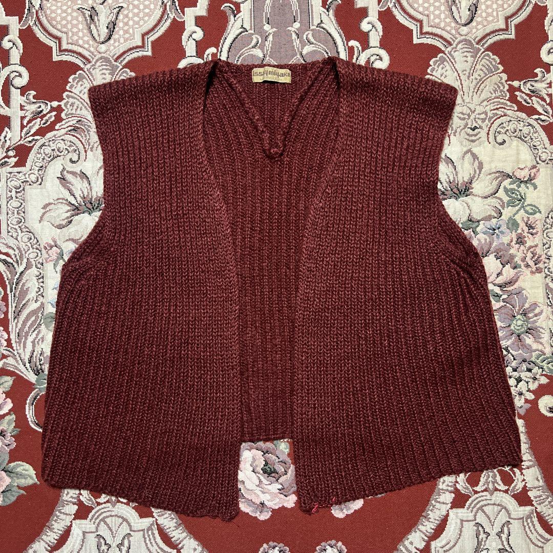 80s vintage Issey Miyake knit vest tag