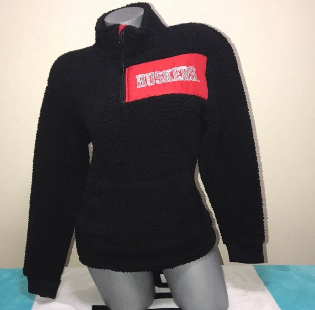 Victorias Secret Pink College Sherpa Fleece Cozy Jacket Quarter Zip. Size XSMALL