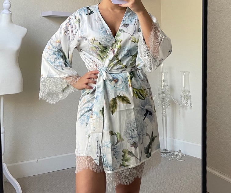Sophia Lace Trim Robe in Floral