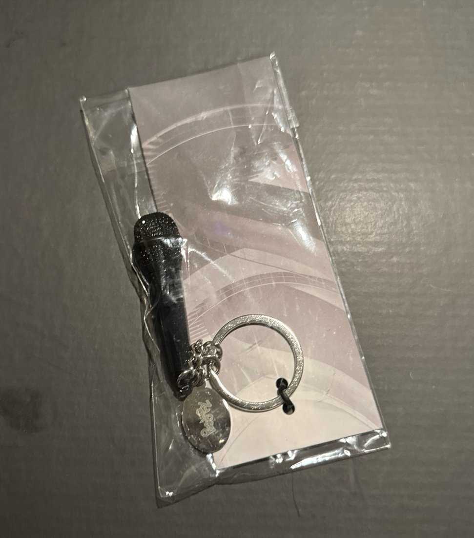 ATEEZ Europe MD Wooyoung Keyring