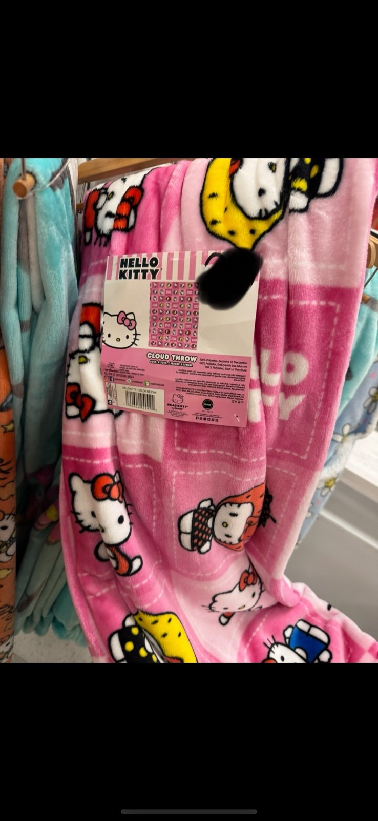 Hello kitty pink throw