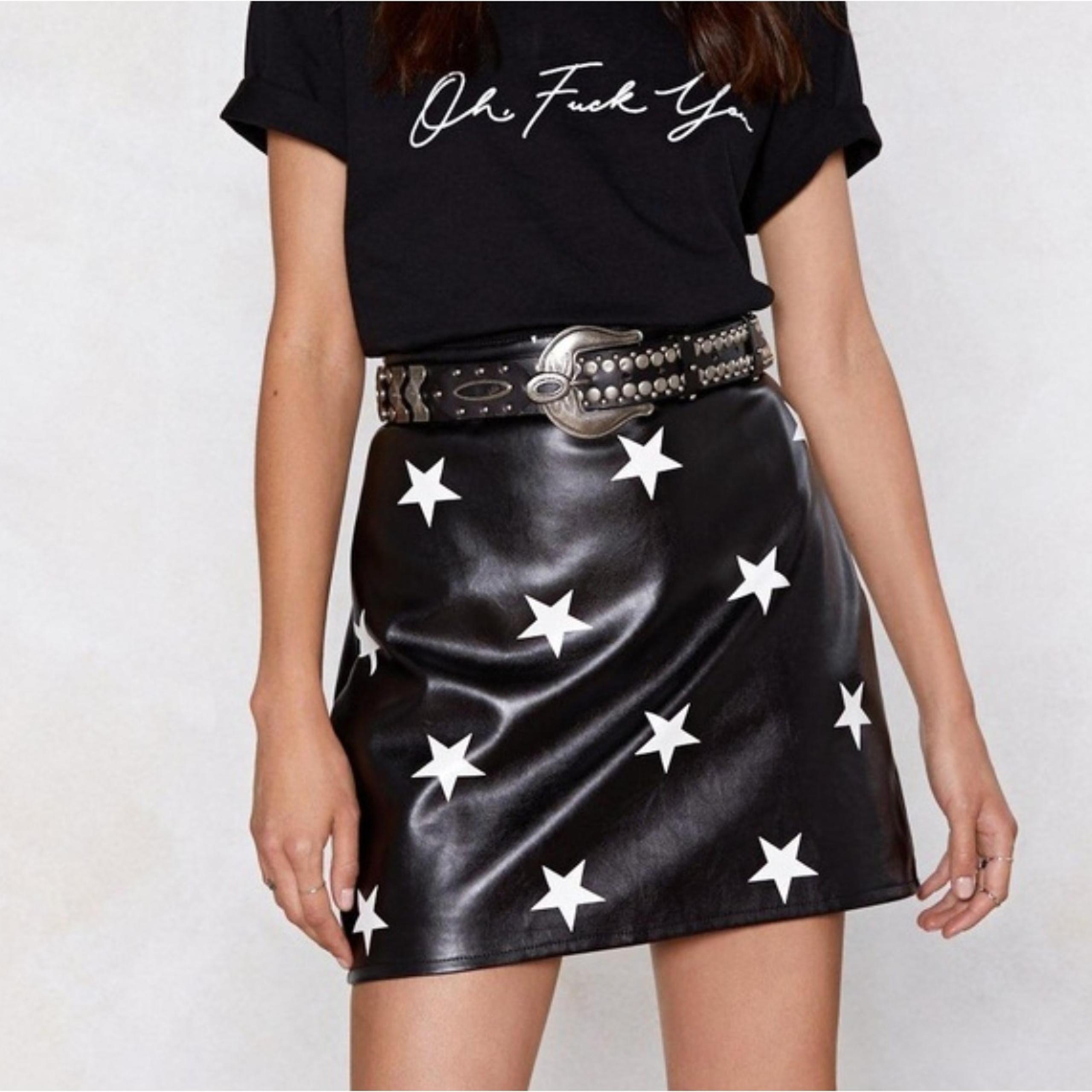 Nasty Gal Faux Leather Star Mini Skirt Size 8 Festival Y2K Edgy Indie Sleaze