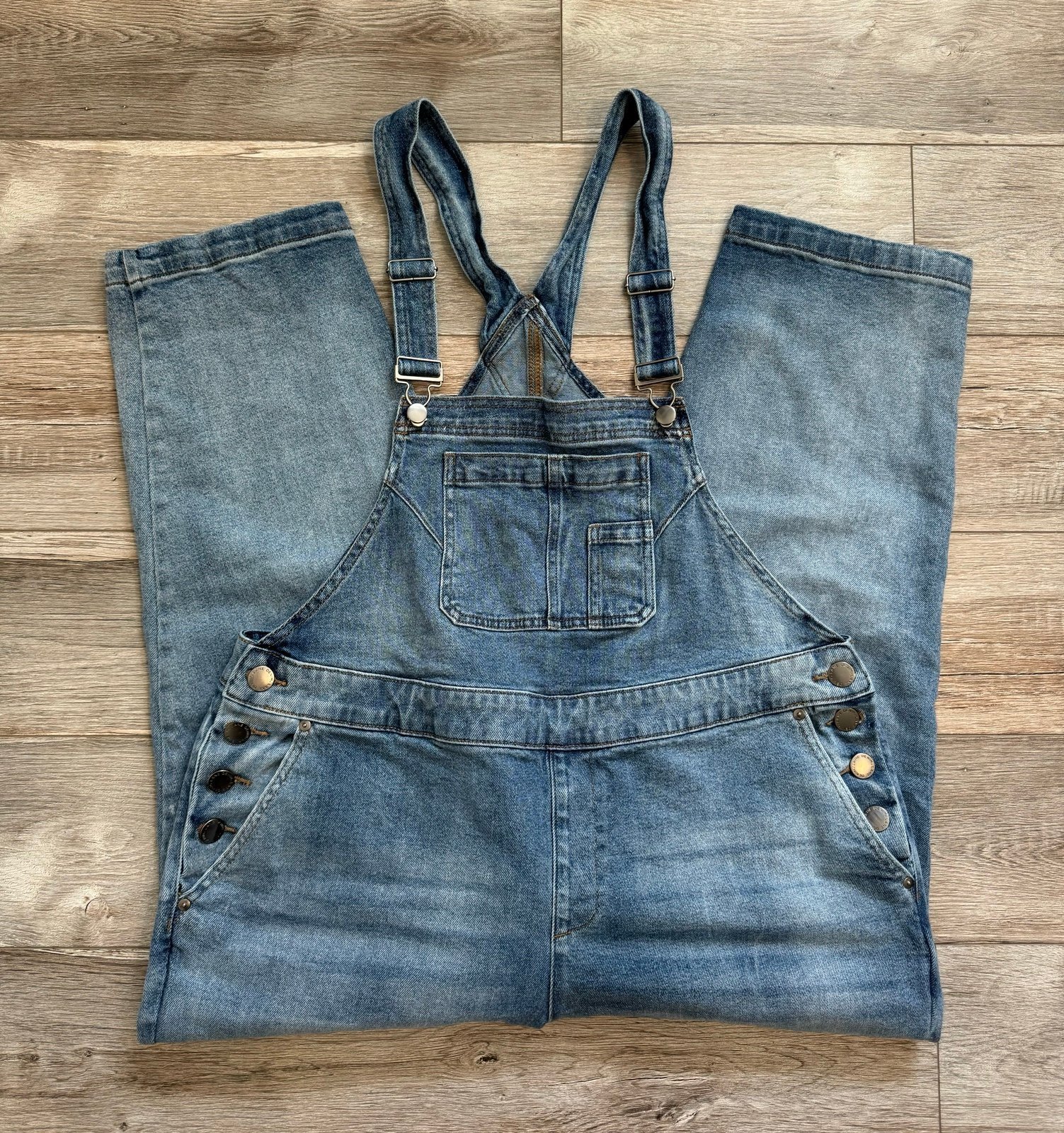 Lane Bryant ~ Women’s Mid-Rise Essential Stretch Overalls / Bibs Size 16
