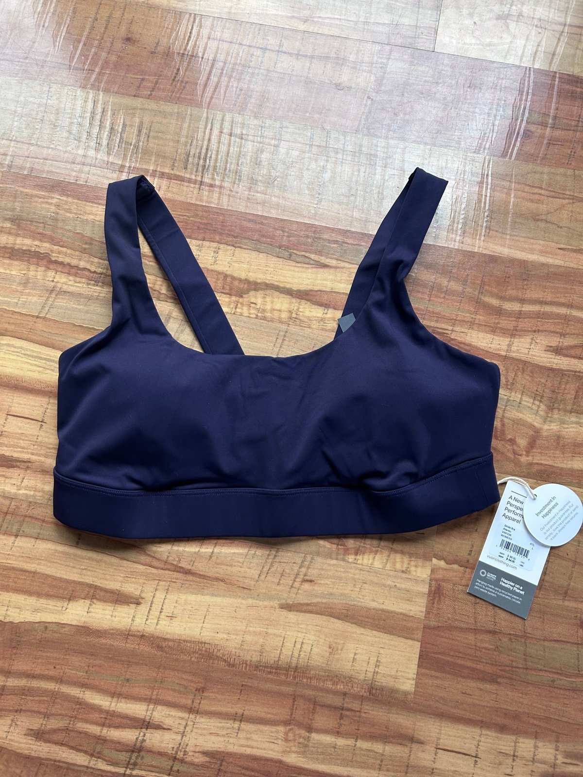 NWT Vuori Stride Sports Bra