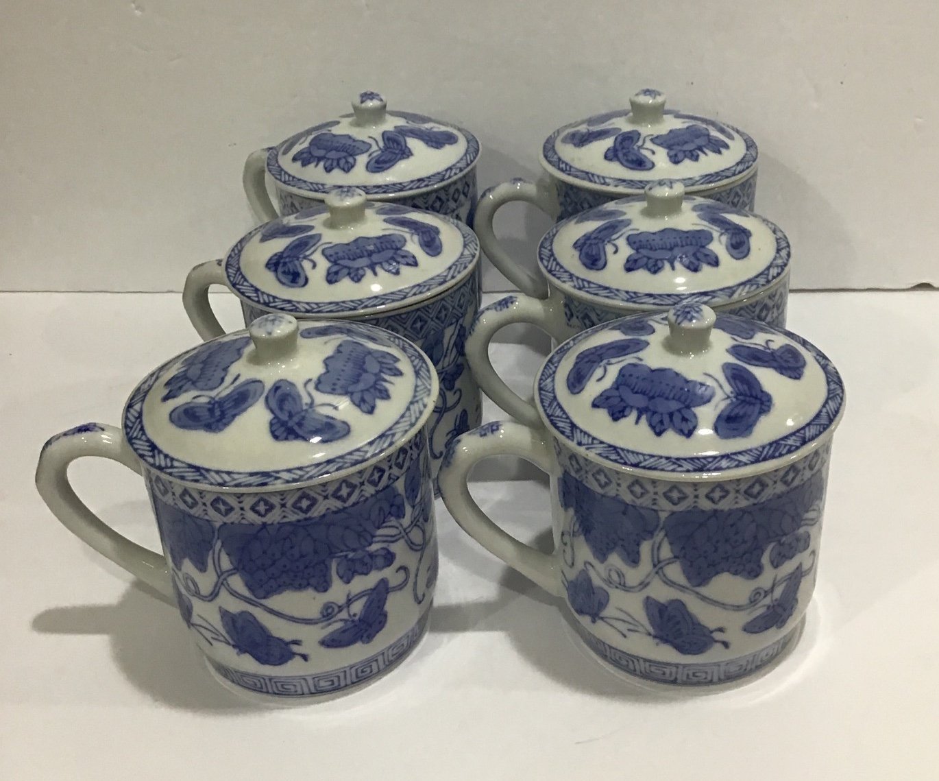 6 Williams Sonoma Chinese Blue White Butterfly Porcelain Lidded Tea Cups