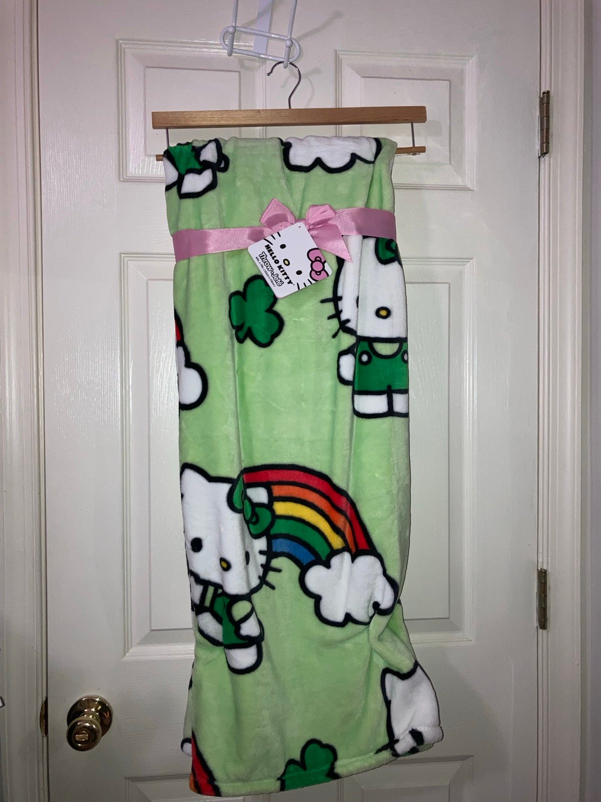 Hello Kitty blanket