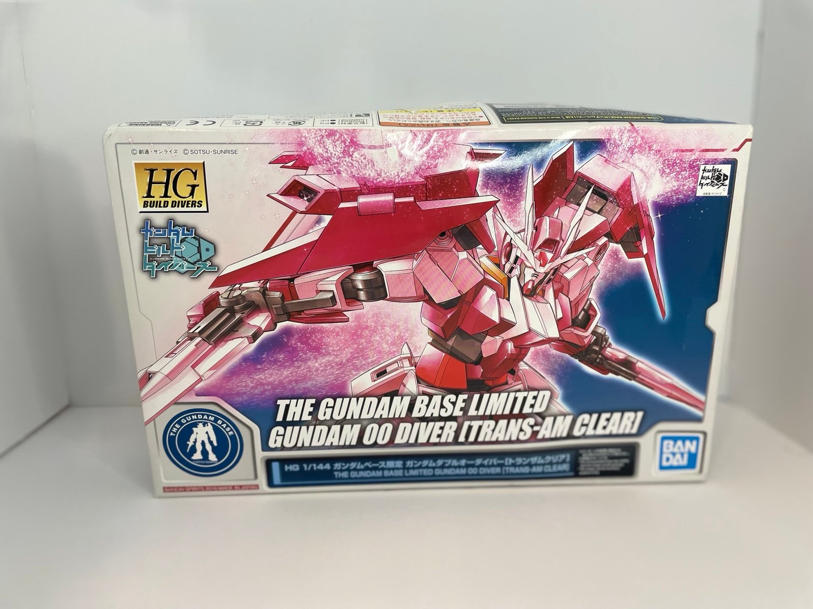 Premium Bandai HG 1/144 The Gundam base Limited Gundam 00 Diver