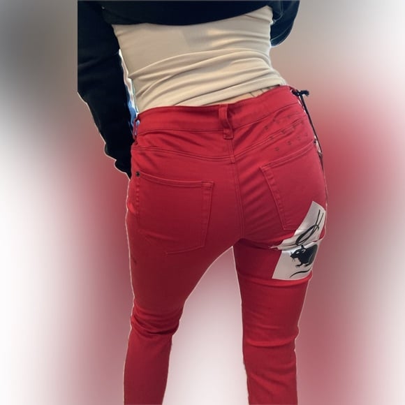 Ladies nwt Rare red ++KSUBI++ AUSTRALIAN DESIGNER DENIM HIGH WAISTED adjustable