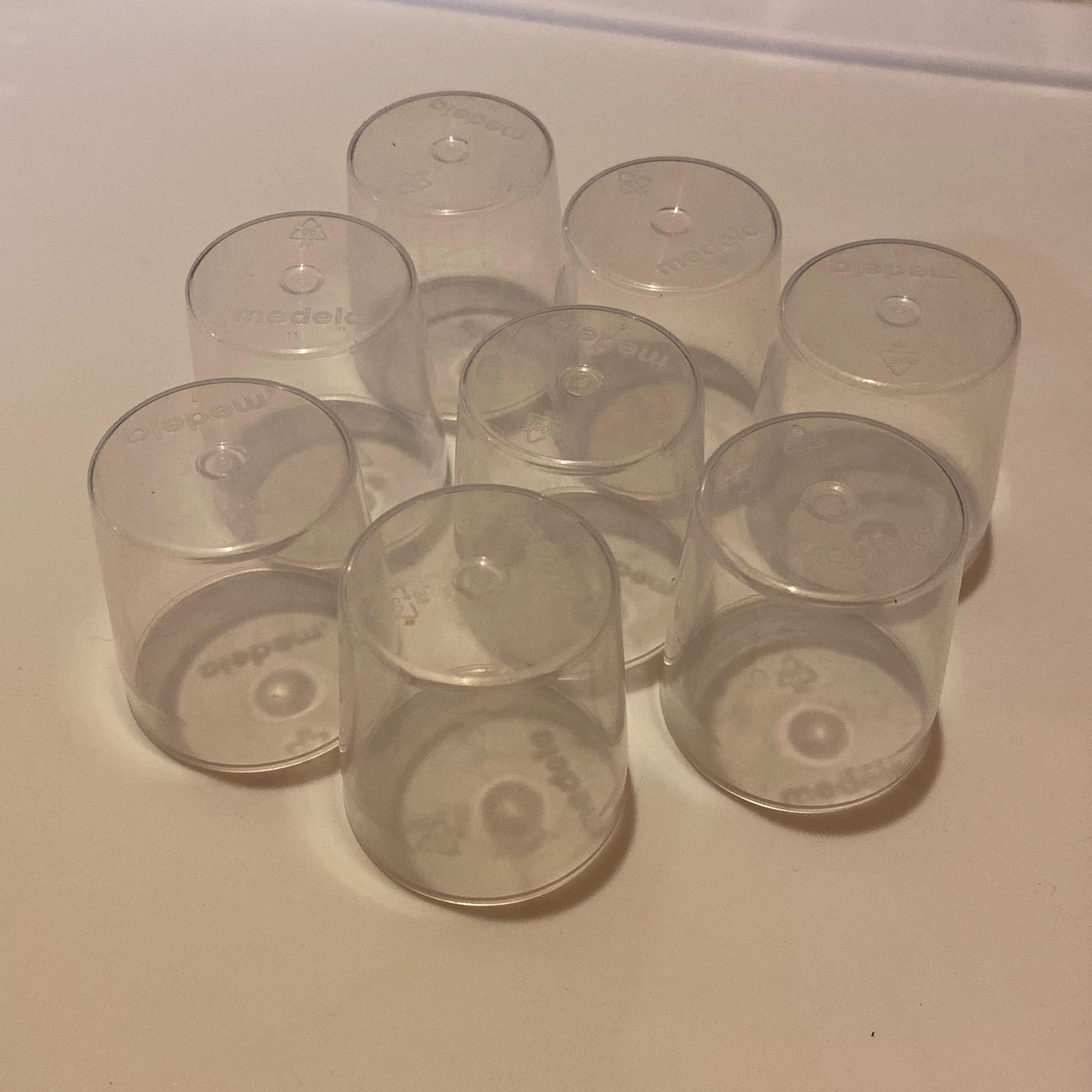 (8) Medela Clear Travel Caps bottle Nipple Collar Cap