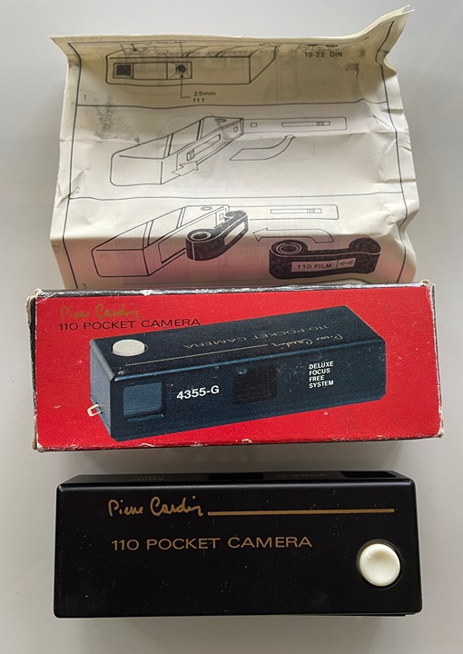 Pierre Cardin 110 Pocket Camera 4355-G Deluxe Focus Free System NOS Unused