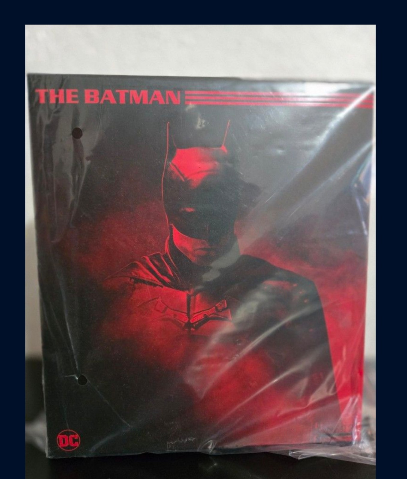 Mezco One:12 The Batman Robert Patterson