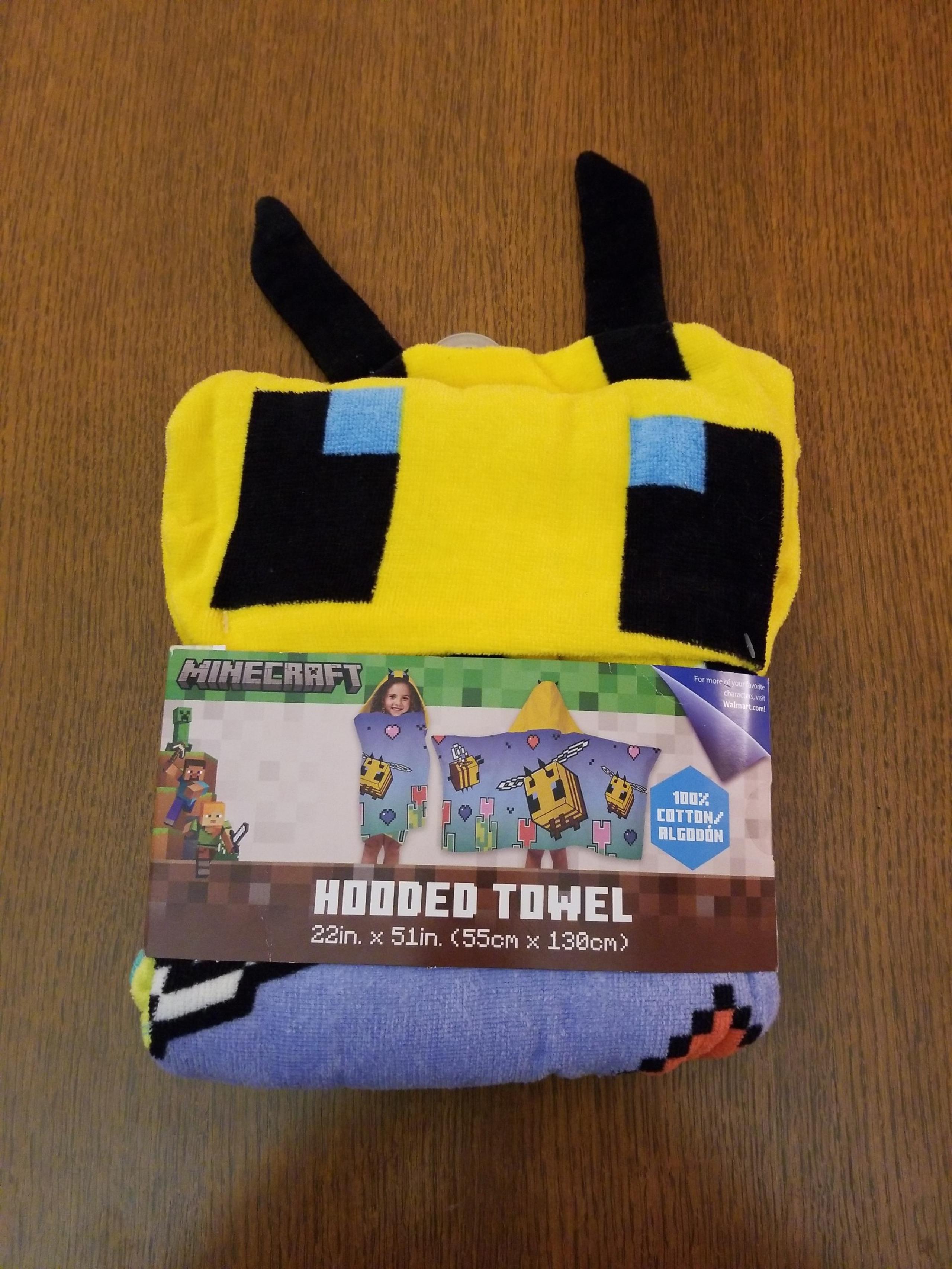 Minecraft Kids Hooded Bath Towel  NWT