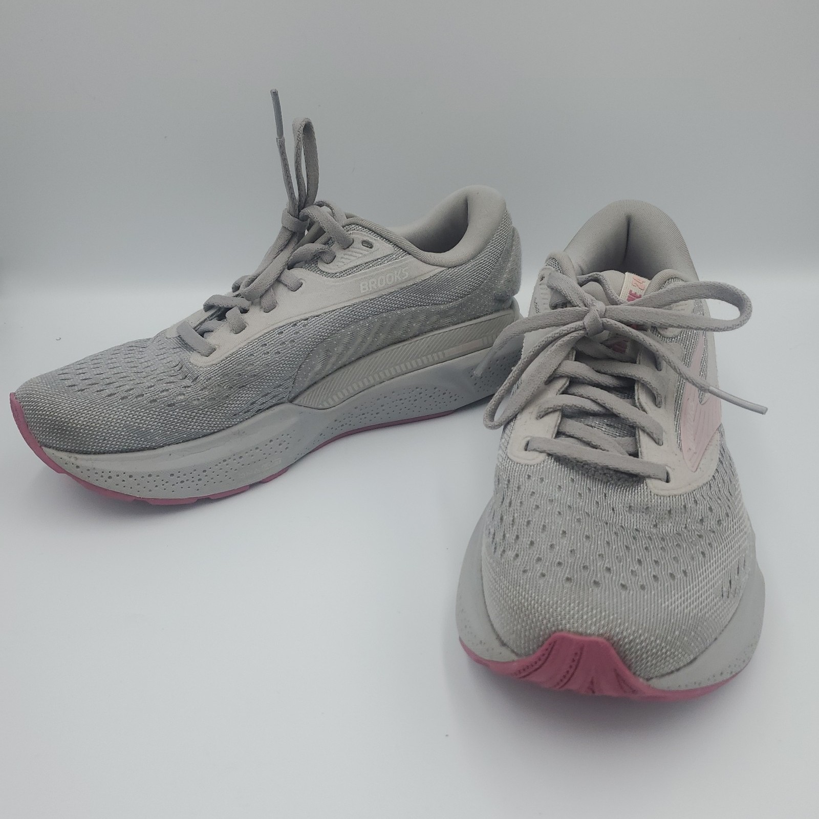 Brooks Adrenaline 24 GTS Womens 6.5 M EUR 37.5