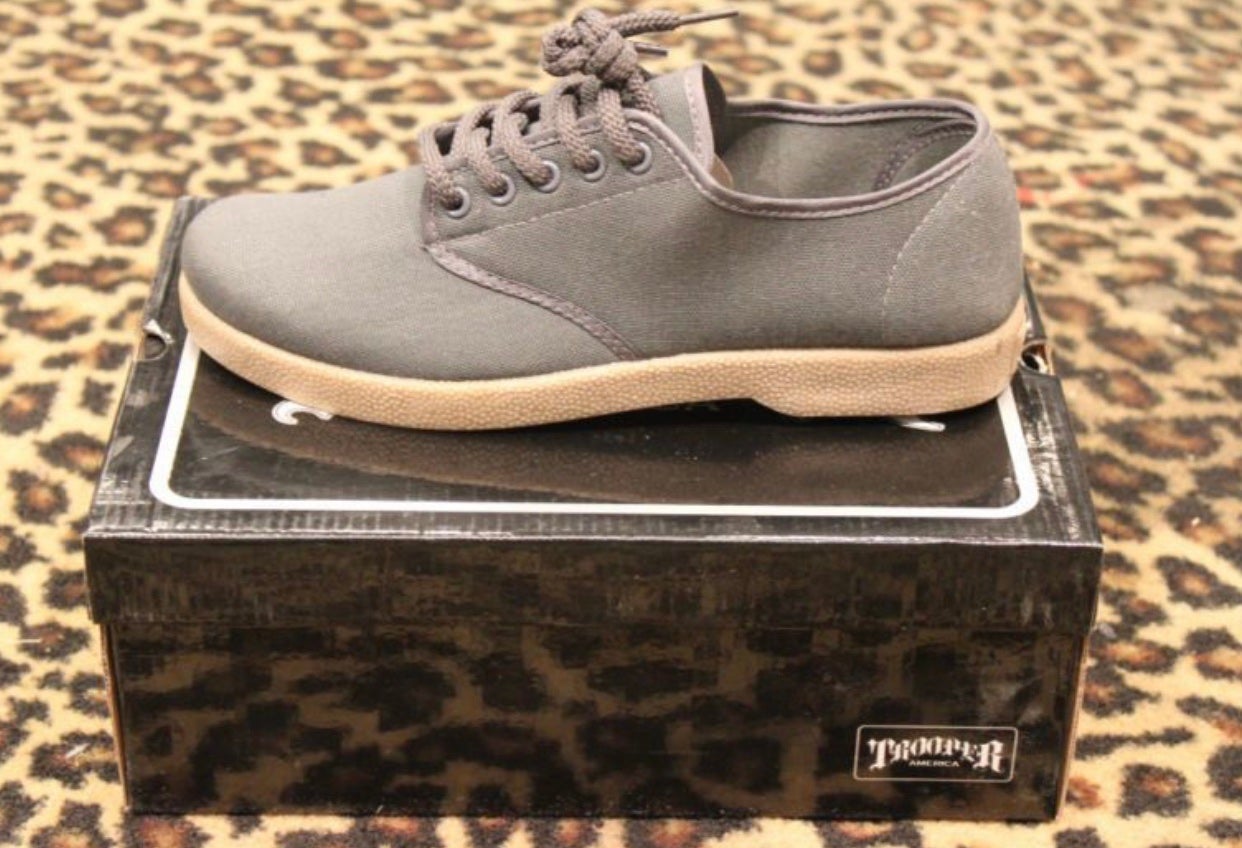 Wino Lace Up Canvas Gum Shoes cholo