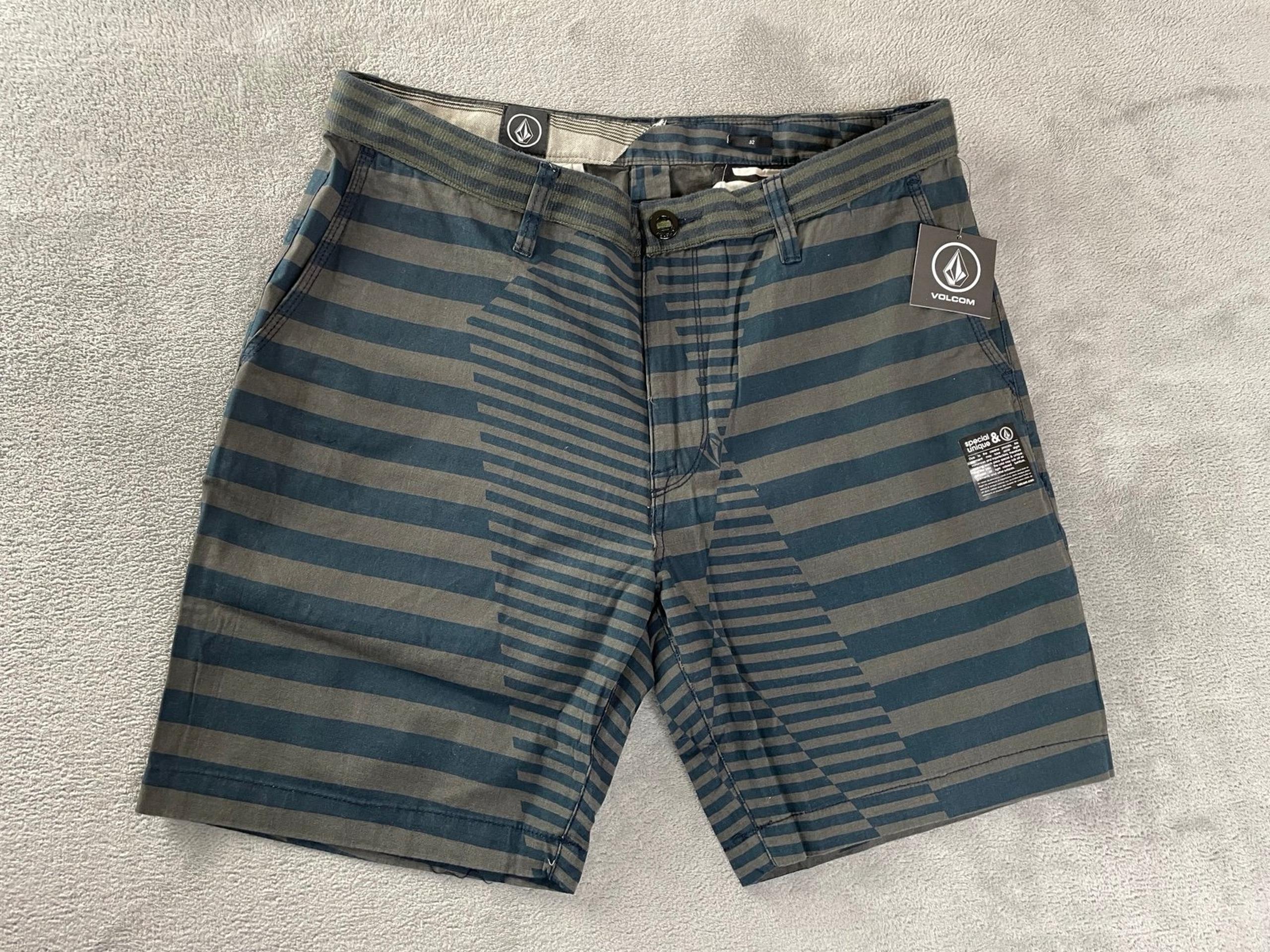 VOLCOM STONE GRAPHITO SHORTS Men’s Sz 32 Blue Gray Stripe Casual Walking NWT NEW