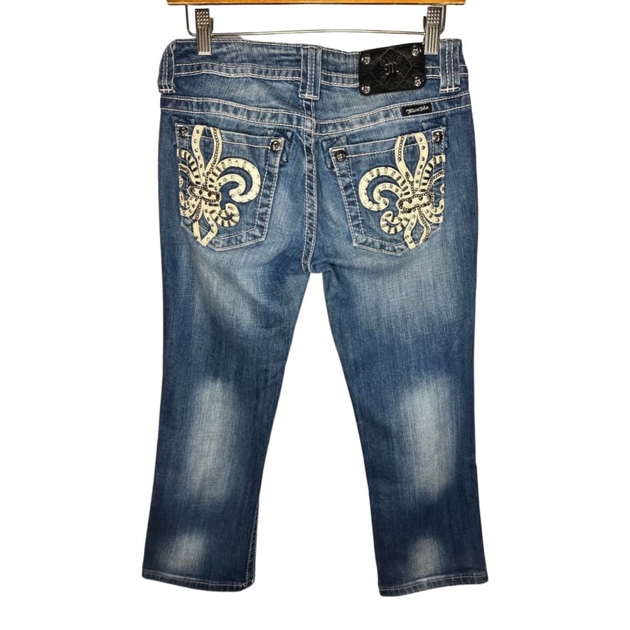 Miss Me Fleur de Lis Capri Jeans JP6048P5 Size 28