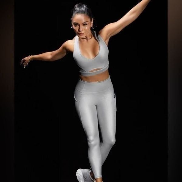 Fabletics Matte Silver Foil Oasis PureLuxe High-Waisted 7/8 Legging