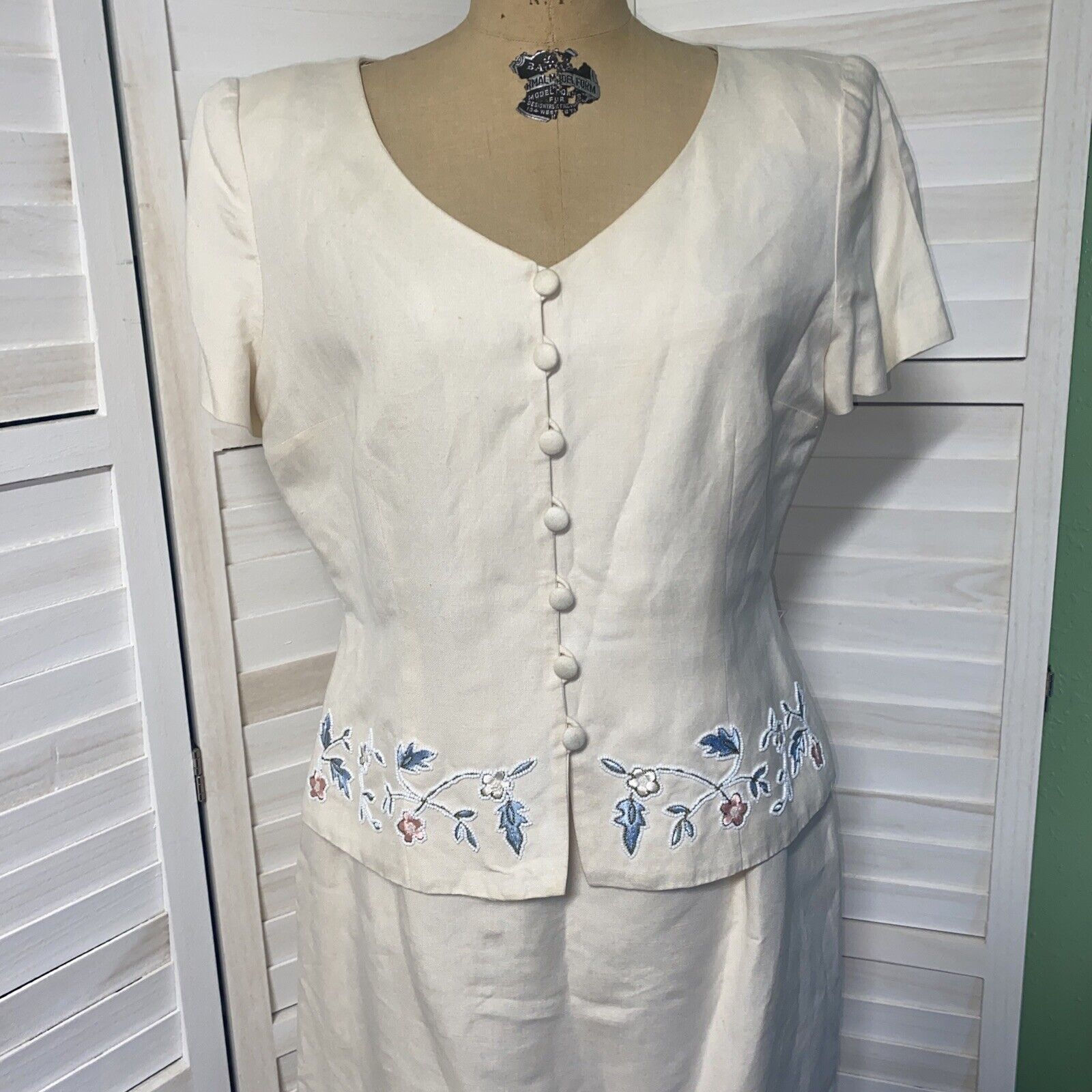 Donna Morgan S/S Suit Jacket Skirt Size 12 Beaded Embroidered Cream Women’s