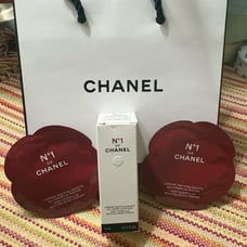No 1 De Chanel Revitilizing Creams and Gift Bag