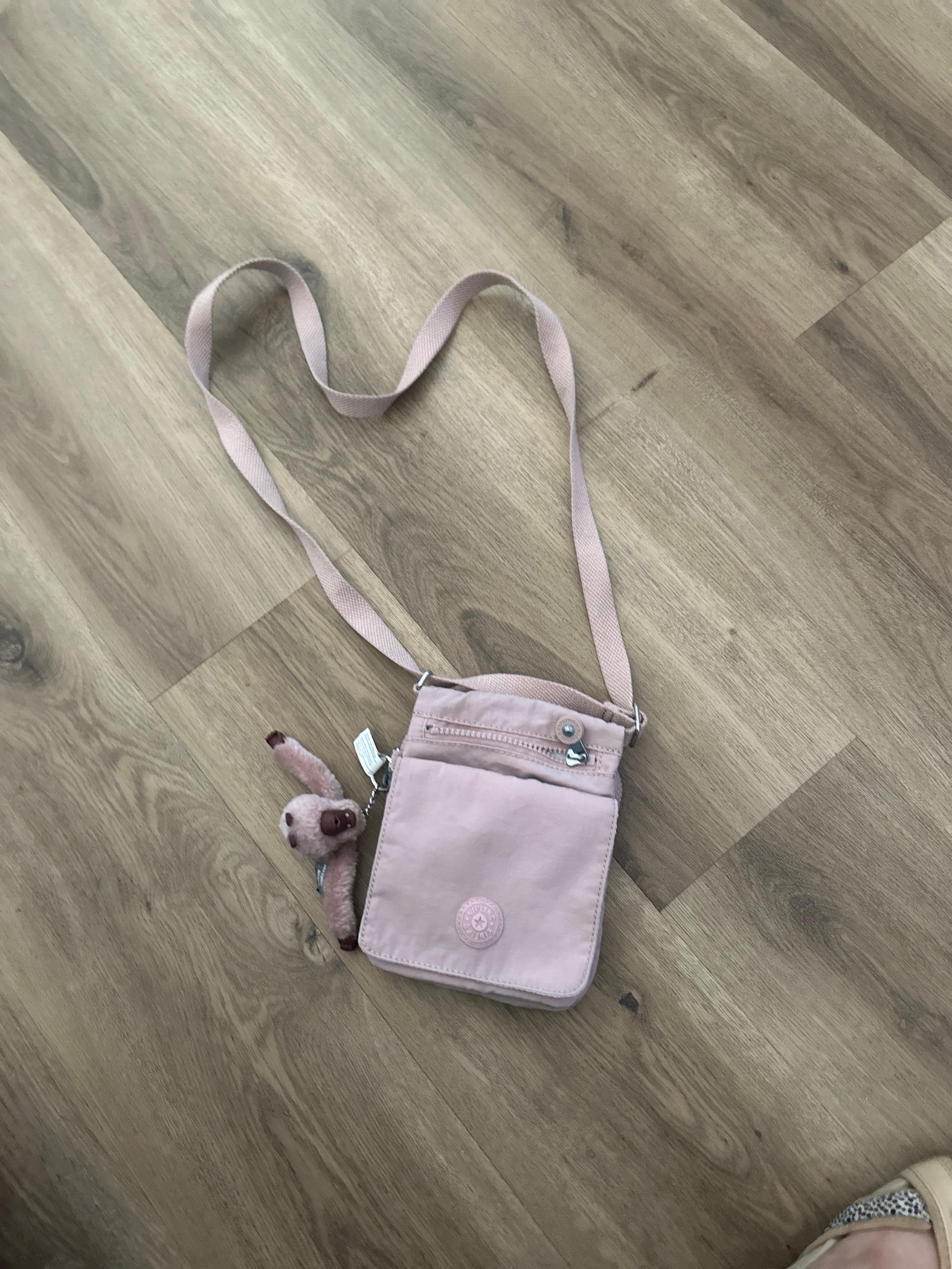 kipling crossbody
