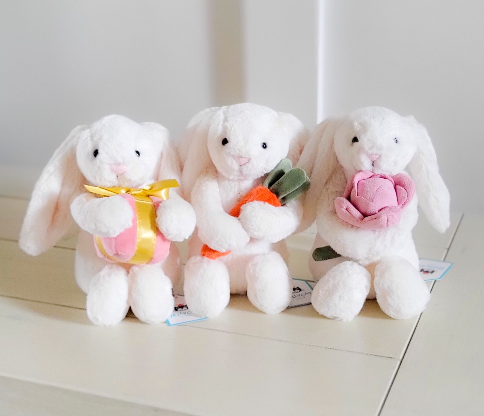 Jellycat Bashful Bunny ‘Peony’, Carrot and Bashful Bunny with Present!